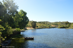 Купание на Praia Fluvial de Ortiga